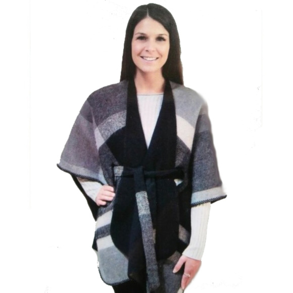 Emanuel Geraldo Accessories - Emanuel Geraldo Women's Reversible Belted Wrap